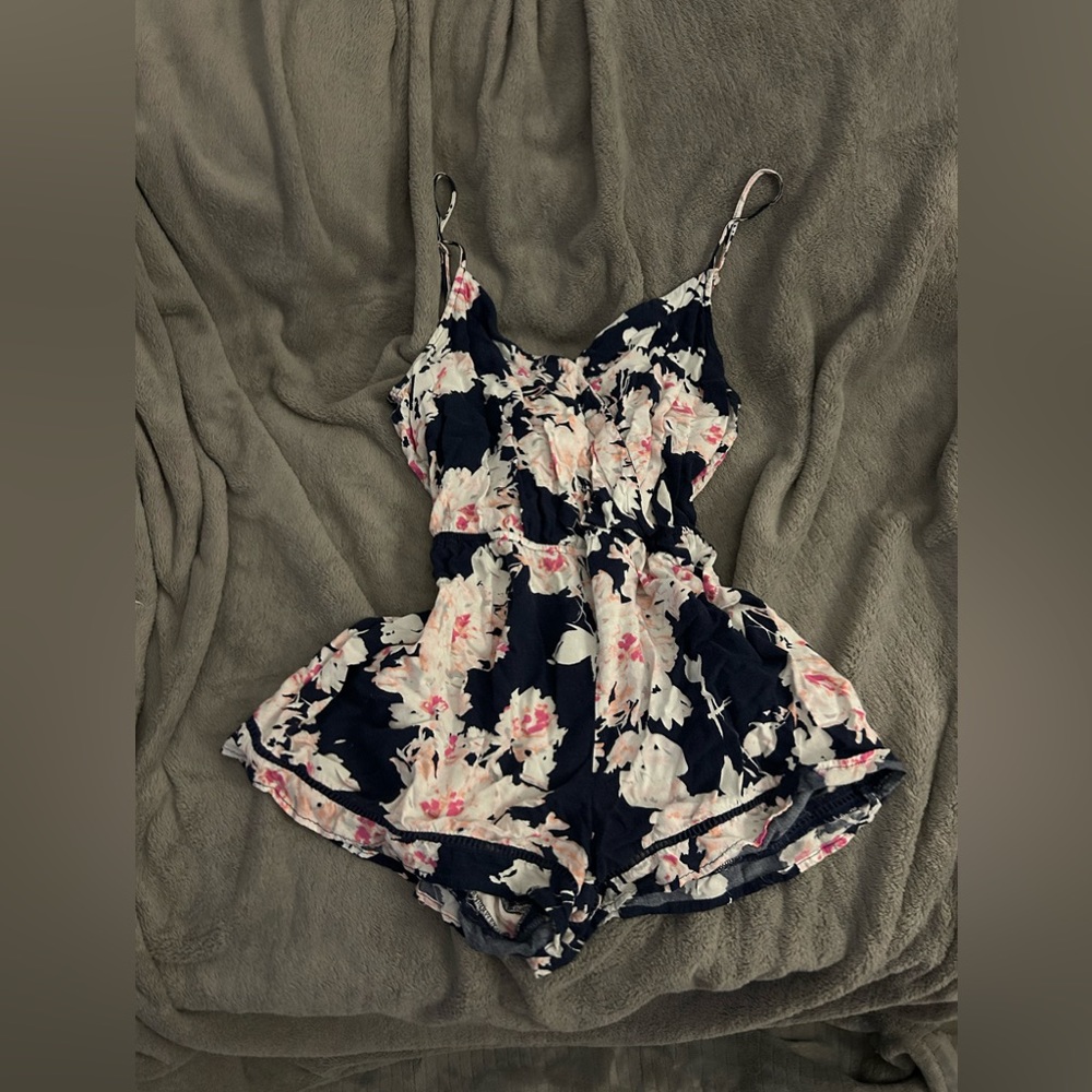 Be bop Large romper (fits like a medium though)